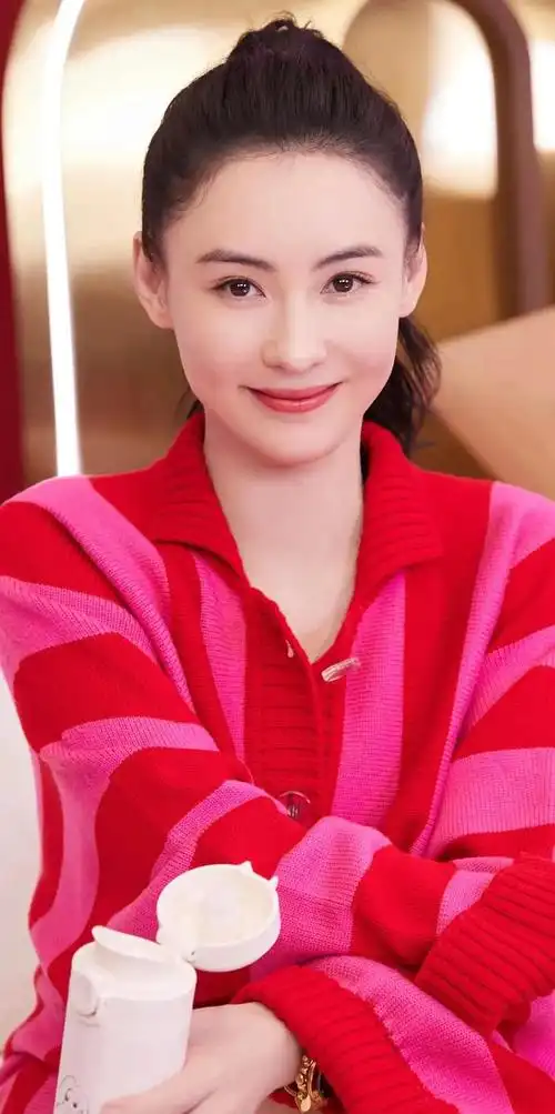 张柏芝优雅迷人楚楚动人的美照