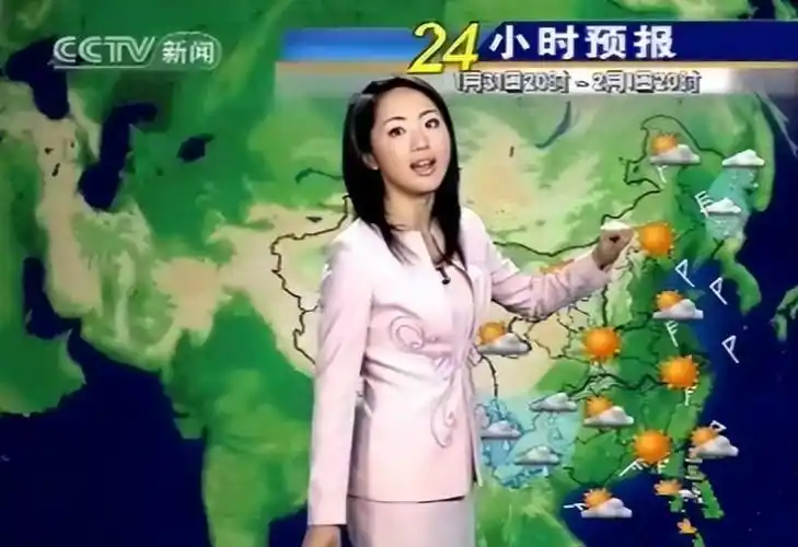 天气预报主持杨丹人是谁_天气预报主持人杨丹_杨丹第一次主持天气预报