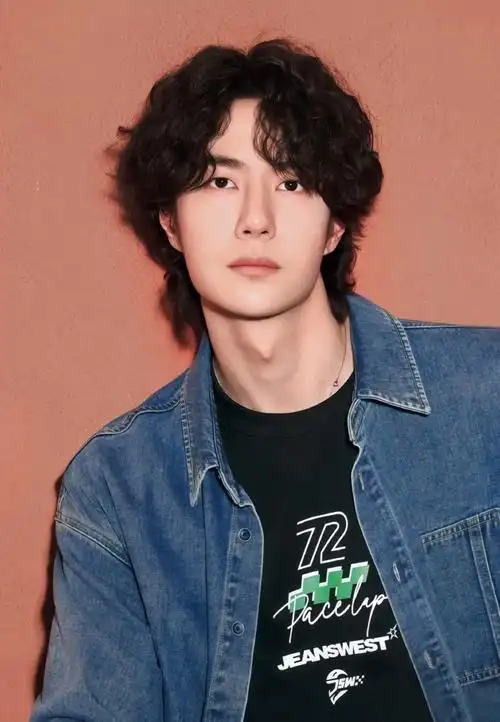 王一博为爱一博,其实就是为了热爱而努力坚持,成就更好的自己