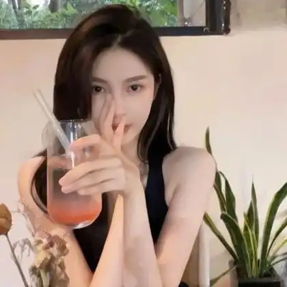 最火小姐姐头像,高清漂亮的抖音网红小姐姐头像图片