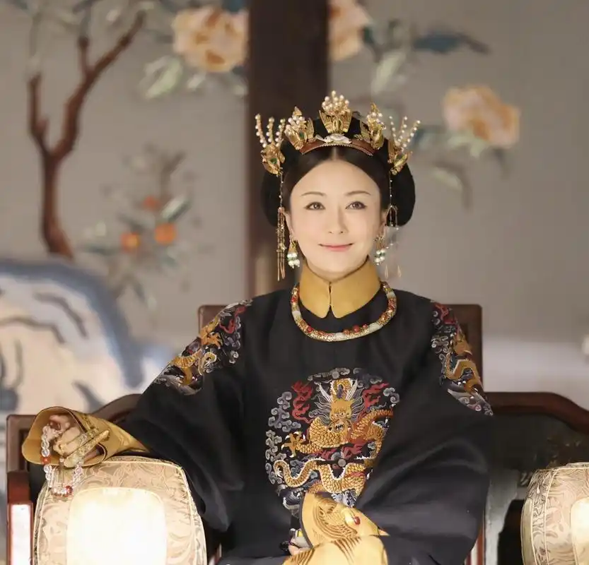 清朝末代皇后婉容:优雅高贵,吸食鸦片精神异常,最后死在监狱中