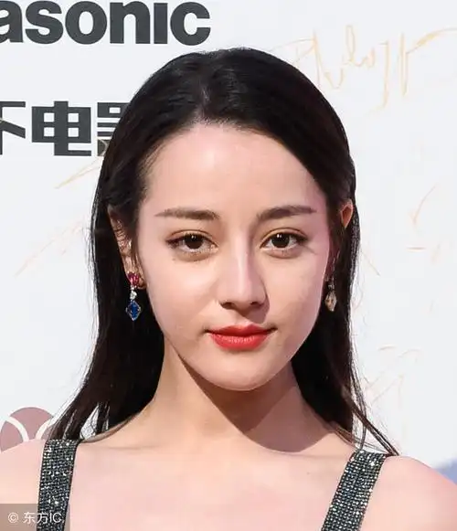 迪丽热巴,你的胖迪已上线,近距离照片