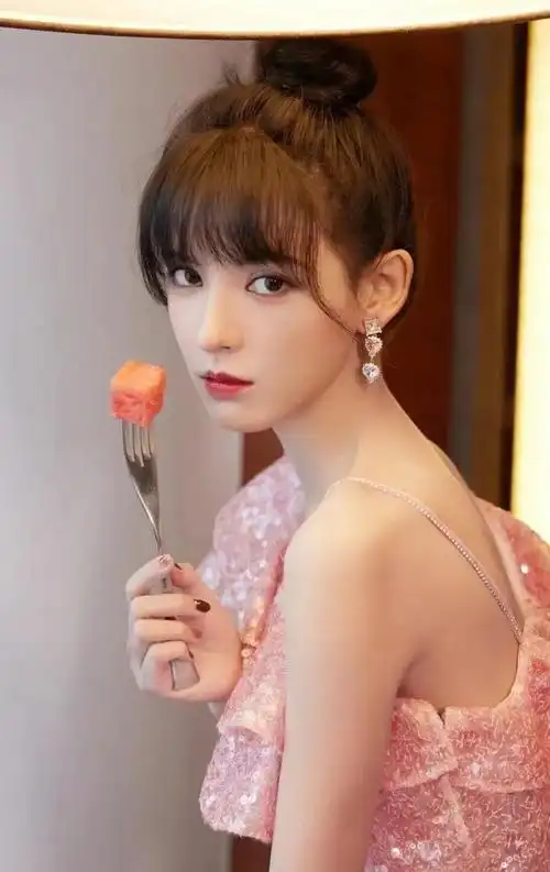 张予曦高清惊艳写真可爱迷人