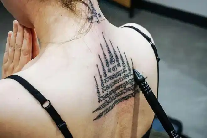 转运必看被600万人围观的泰国古法刺青到底有什么神奇之处
