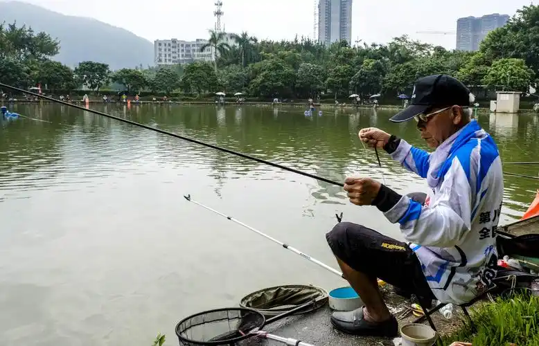 广州市钓鱼协会和广州万燕科技文化传媒有限公司承办,第五届广州户外