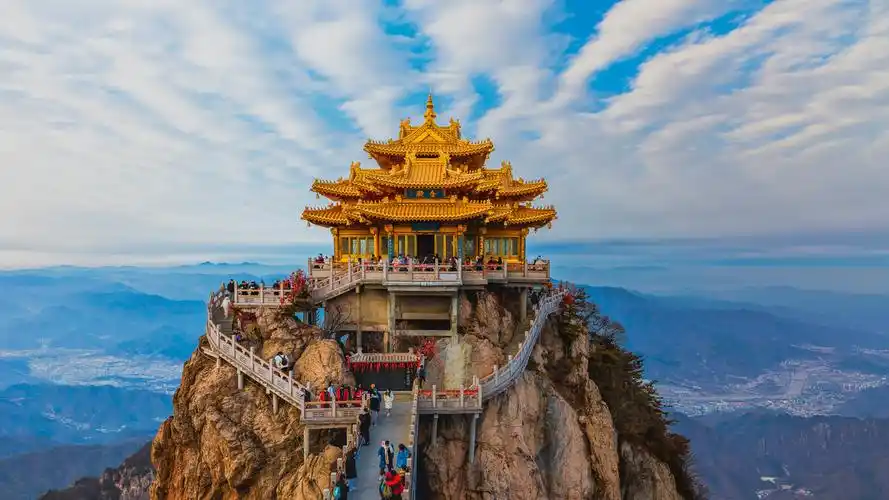 河南老君山,日出时如同仙界云宫. - 飞翔的云1973 - 图虫