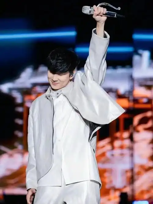 林俊杰福州演唱会.定了!2场!2024年3月30日—31日, - 抖音