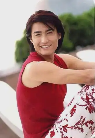 胡兵:我没有被同性包养过!