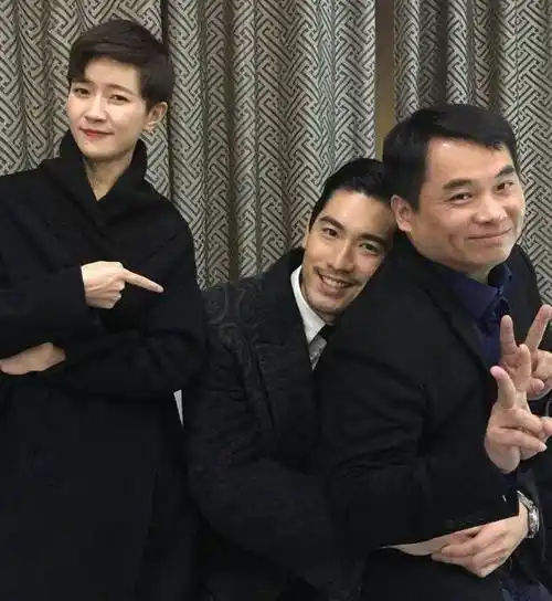 这个纪念日属于"沥秋夫妇",有感动有遗憾_高以翔_爱情_焦俊艳