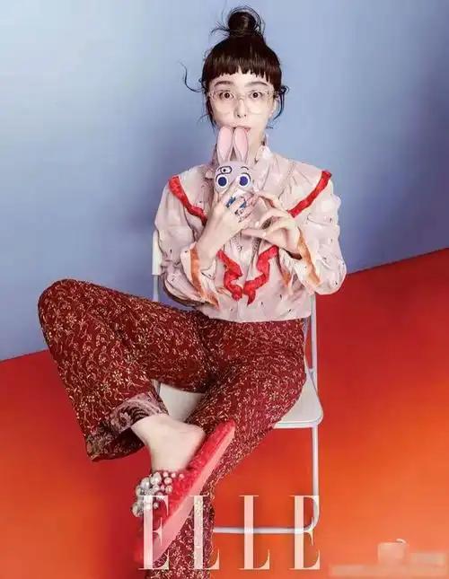 欧洲站17年新款女装范冰冰重工卡通印花显瘦缎面上衣女 爆款