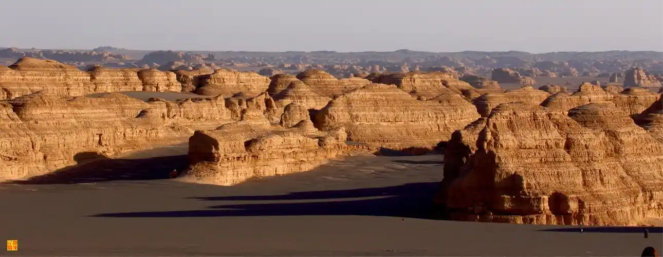 甘肃敦煌雅丹魔鬼城