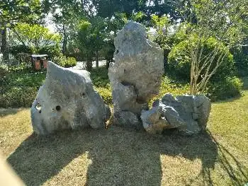 广东园林景观石太湖石广东太湖石窟窿石批发广东太湖石价格