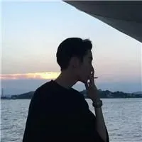 动漫霸气抽烟男生头像头像个性网背影点烟图片【点击鼠标右键下载】