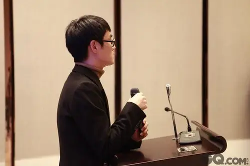 gq封面模特明星导师:《智族gq》时装总监崔丹