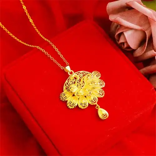 黄金项链女孔雀送给中年妈妈生日礼物适合金色颈链足金999吊坠k金