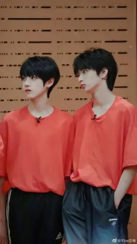 不如来回顾一下我们文朱的夏季运动会美图bg感真的好重