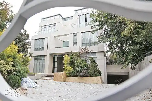 郑家纯帮京人买5亿洋房 赫兰道12b号 全港第4贵