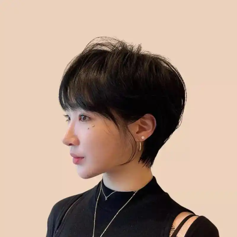 抖音图文来了 短发也可以性感和可爱#高级短发 #精致短发  - 抖音