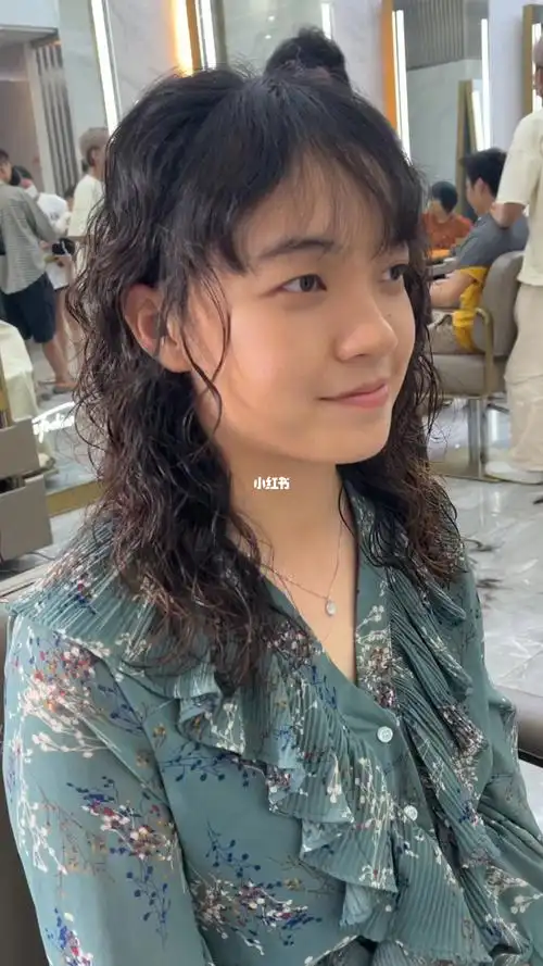 自然卷沙发难道只能选择拉直