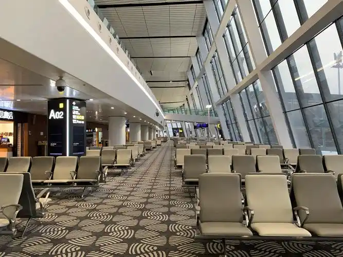 【宁静致远】— 大兴机场候机大厅