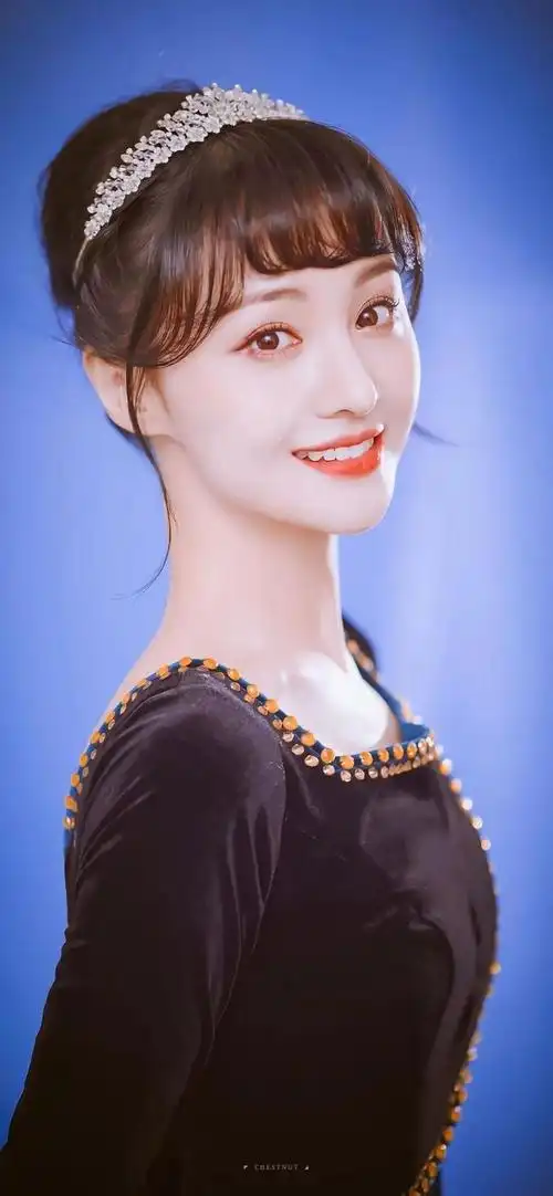 明星头像壁纸:郑爽高清照片