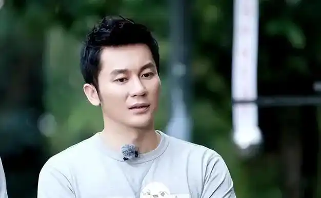 "亿万身家"李晨:拥有北京9亿四合院,6任女友每个都美若天仙