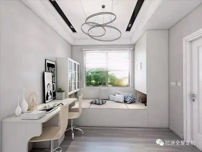 将榻榻米安排在窗户旁边,无形之中赋予其飘窗的性能,无论采光还是视野