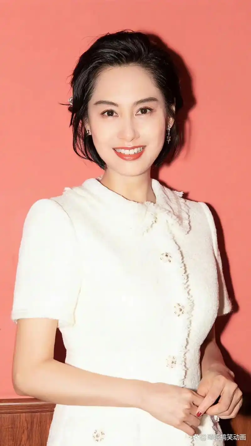 "紫霞仙子"朱茵时尚美图欣赏