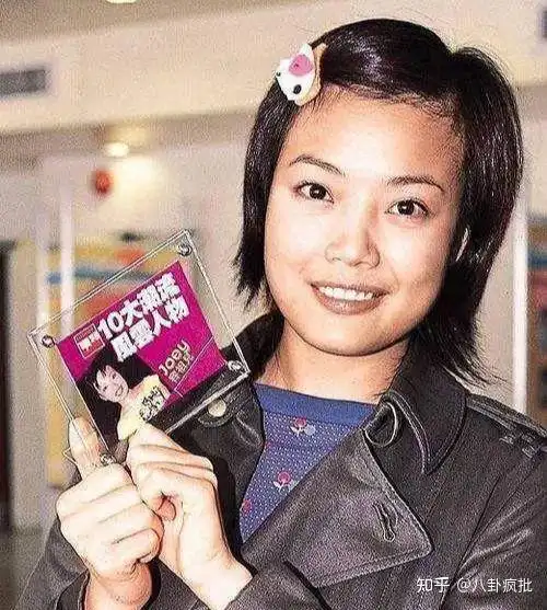 容祖儿"智夹春卷"上位记