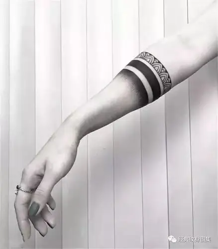 手环纹身