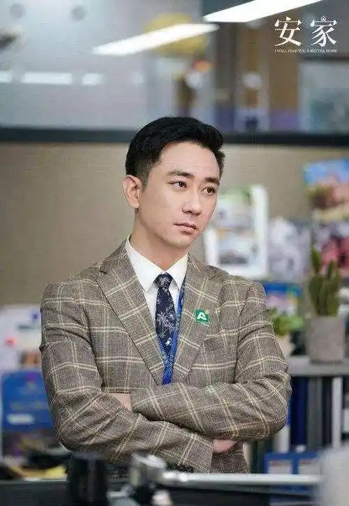 王自健:曾少年得志,历经家暴,背叛,抑郁症,如今终于浴火重生_徐雪