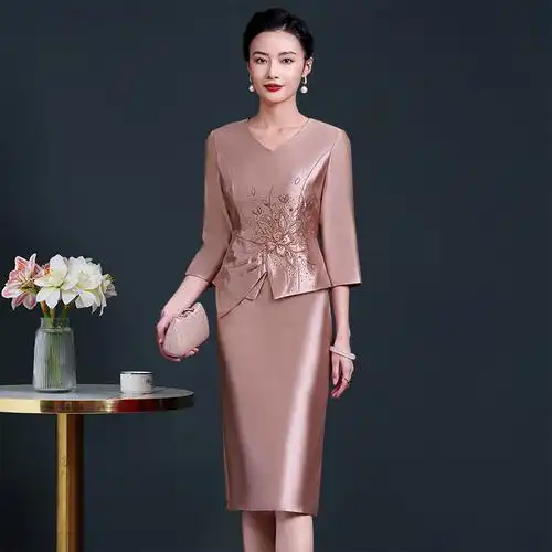 2022新款妈妈婚宴礼服春秋装高贵丈母娘连衣裙高端喜婆婆结婚宴