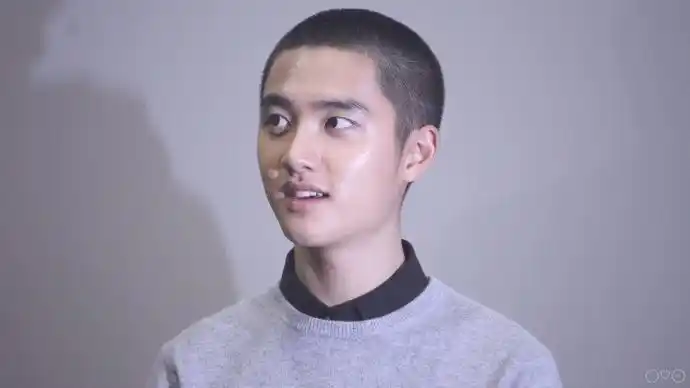 [exo][分享]180717 漂亮鹅头的拥有者,小平头暻秀真的帅气满分!