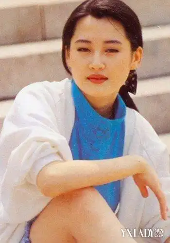 许晴年轻时的照片曝光 网友赞其女神