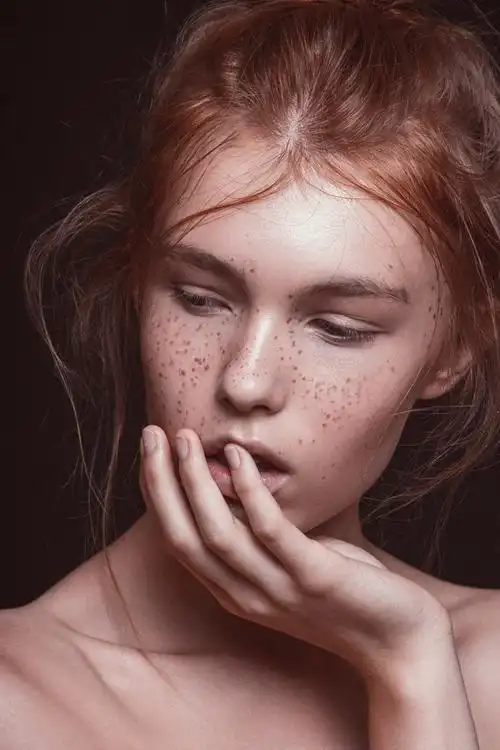 美丽雀斑女孩图片素材下载(图片id:906310)_-女性女人-图片素材_ 集
