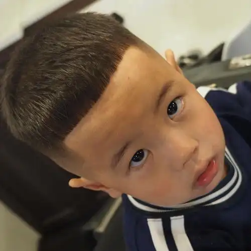 新时尚小男孩发型来了,这几种真不赖,有儿子快快收藏吧|寸头|染发