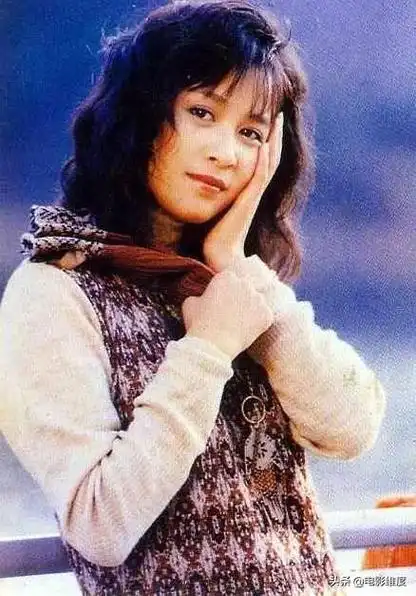 刘嘉玲,人生艳丽绚烂,跌宕起伏,与梁朝伟的爱情让人羡慕(徐濠萦个人