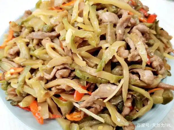 榨菜炒肉的美味简单做法,轻松就可以媲美大酒店的味道和口感