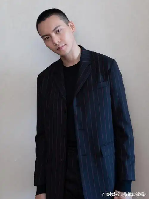 梨泰院class朴叙俊告诉我们寸头是检验颜值的唯一标准