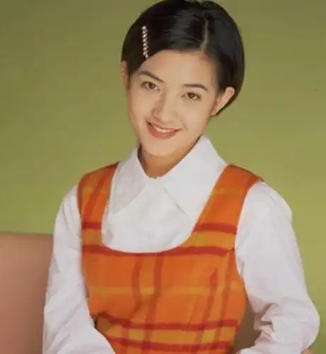 【图】雪人范晓萱独唱感动众人 细腻歌声催人泪下