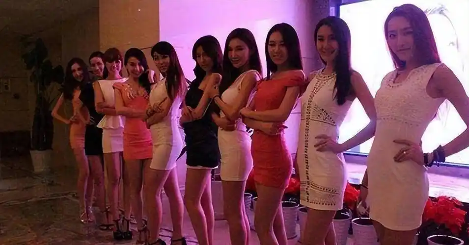 东北头号黑老大乔四,曾霸占24位女明星无恶不作,结局悲惨_父亲_钉子户