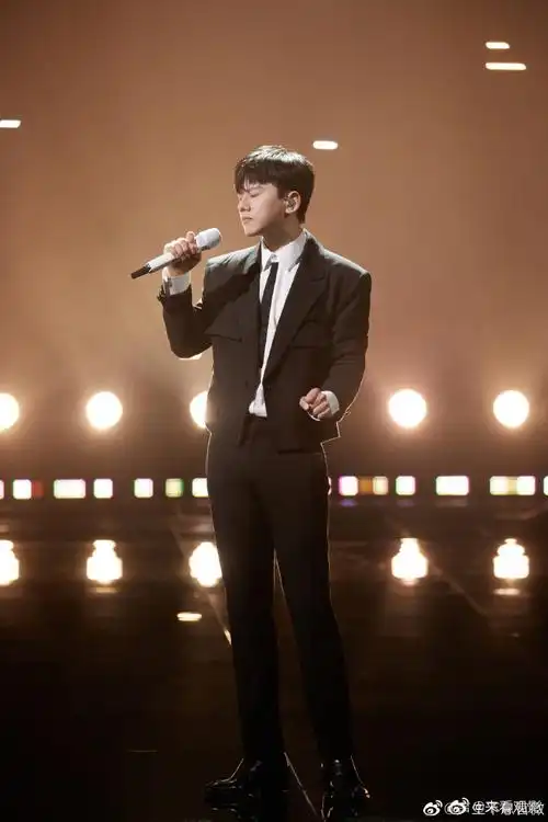 张杰声生不息一公舞台剧照##张杰声生不息一公上半场舞台剧照