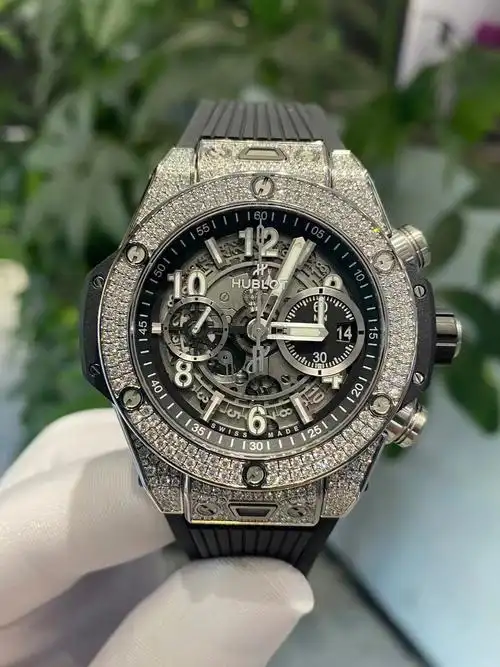 宇舶新款大爆炸421原镶满钻未使用好折扣