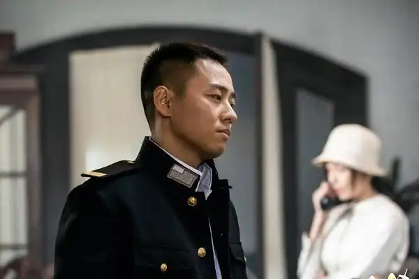 由李易峰,金晨,王泷正,牛骏峰,王小毅,李强,施诗等人主演的电视剧