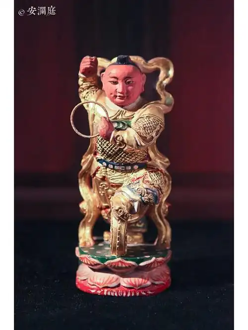 近现代哪吒立像闽南木雕民间信仰人物造像