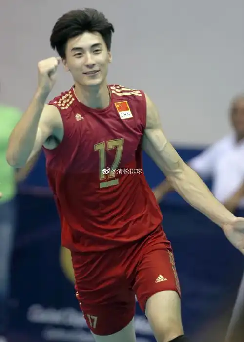 2015年u21男排世青赛上的于垚辰20岁c#清松带你看排球##于垚辰
