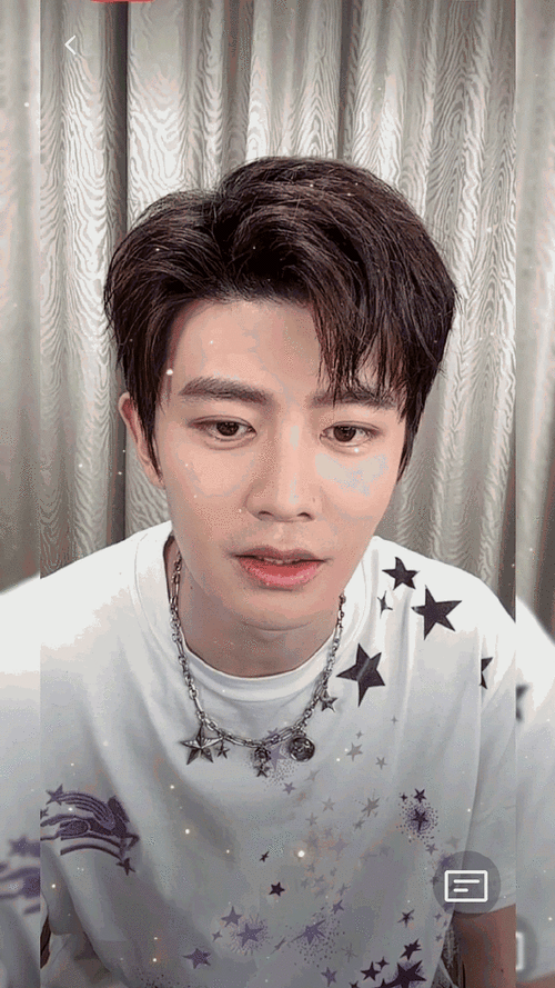 任嘉伦直播#剧中祁连山虽然是个喜剧人,但是也反应了打工人的真实状态