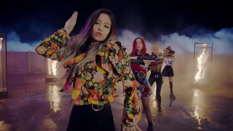 blackpink - playing with fire(master - 426m)