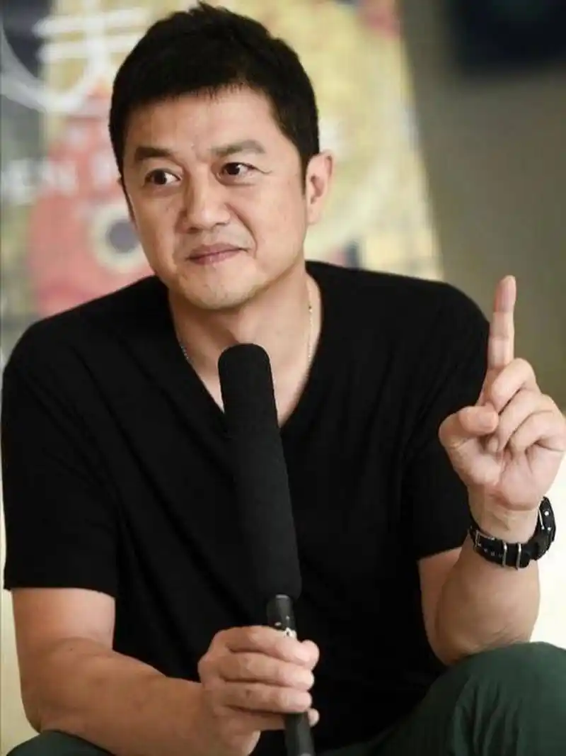 柯蓝捧红李亚鹏却惨遭背叛,红三代至今未婚  今天想和大家分享一个