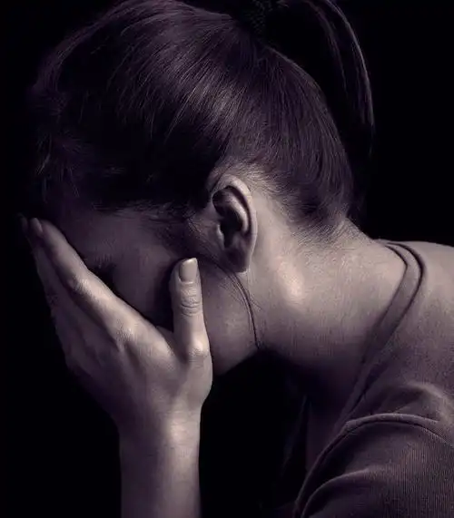 ====== 《《伤心》》 ======